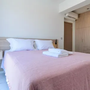 https://katakis-luxury-villas.rethymnohotels.net