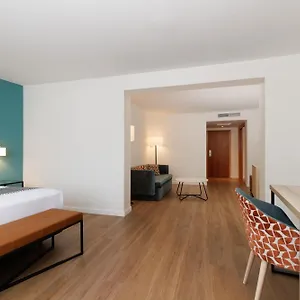 Exe 4*, Viena Austria
